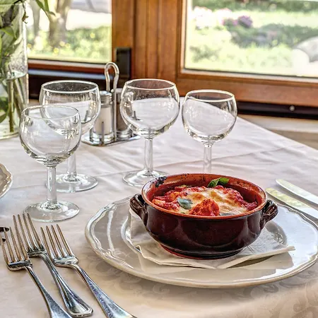 Ξενοδοχείο Grand Hermitage 4*