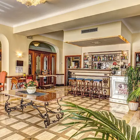 Grand Hermitage Hotel SantʼAgata sui Due Golfi