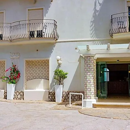 Grand Hermitage 4* Сант-Агата-суи-Дуэ-Гольфи